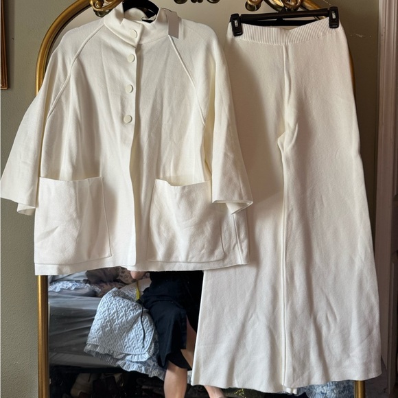 2 piece Cream High Neck  knit Sweater Lounge Set - Picture 9 of 11